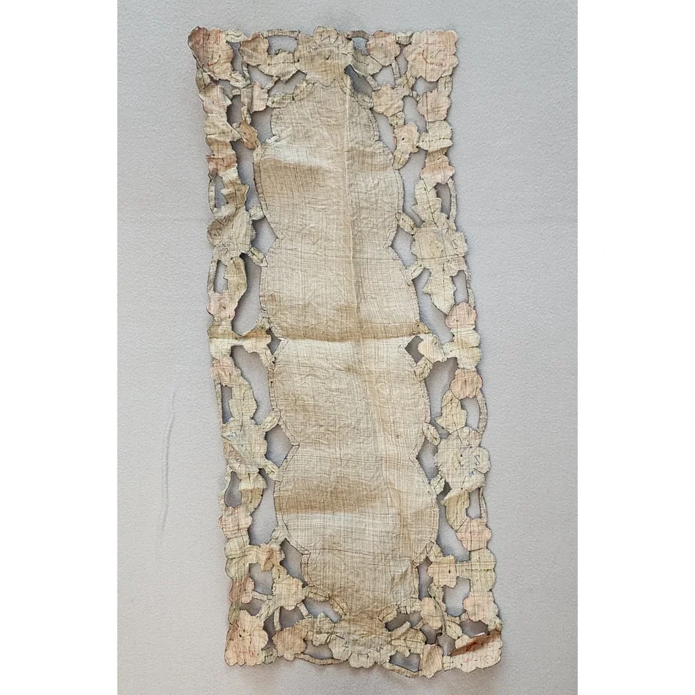 Vintage Embroidered Floral Table Runner Tan Center Multicolor Scalloped Edge